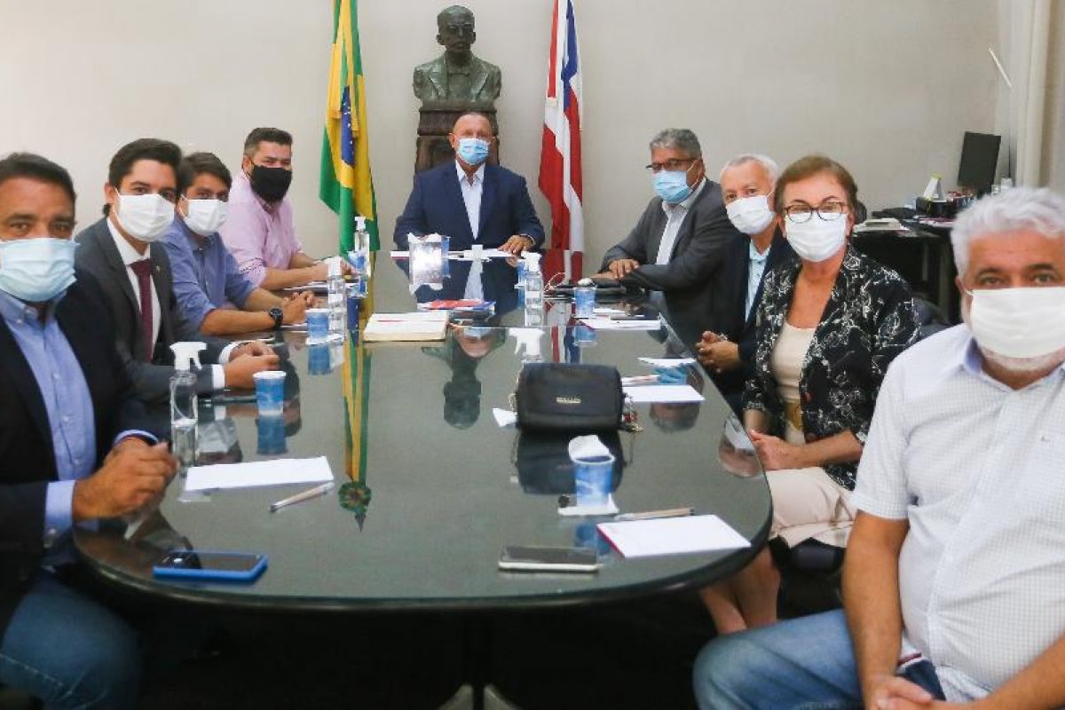 AL-BA: Mesa Diretora aprova programa de antecipação de aposentadorias