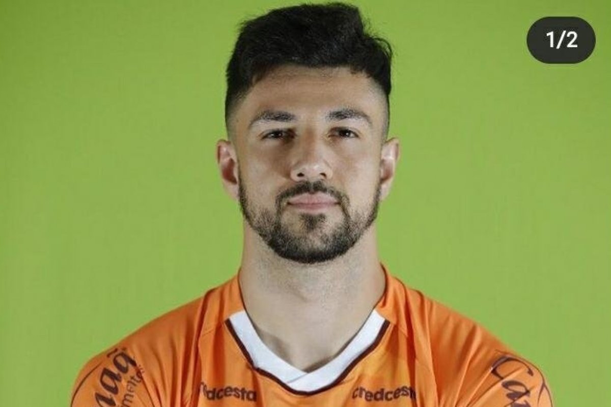 Goleiro do Bahia publica foto de edema na coxa e diz que assumiu o risco de jogar contra o Atlético-MG