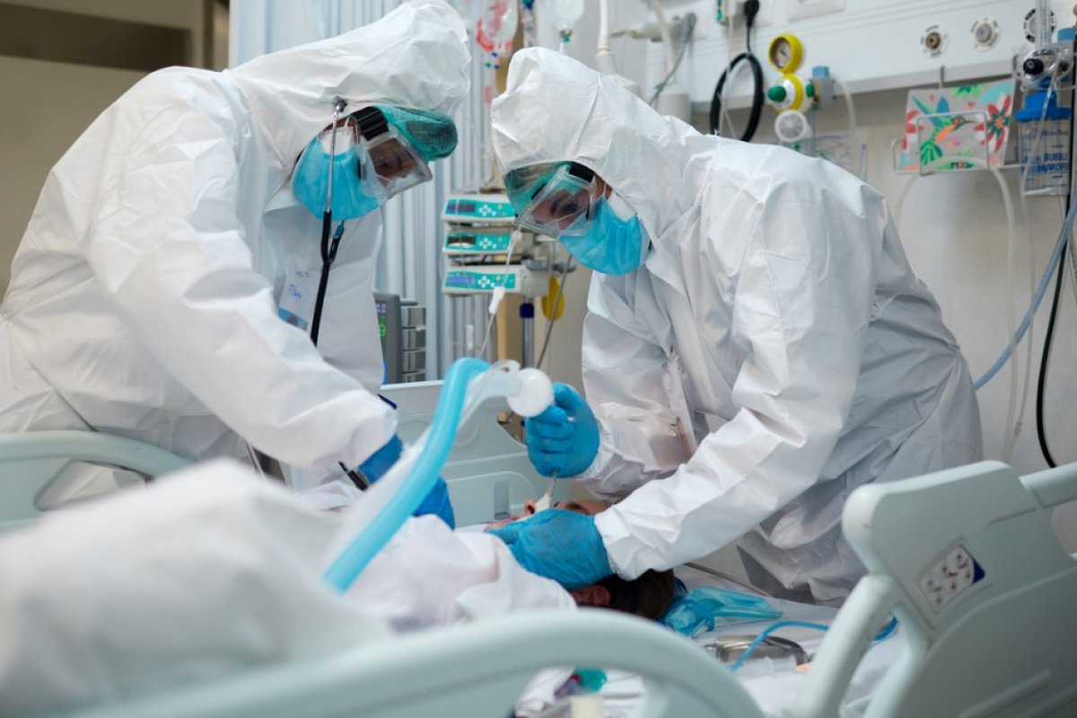 Covid-19: um em cada quatro infectados que foram intubados morrem por sequelas