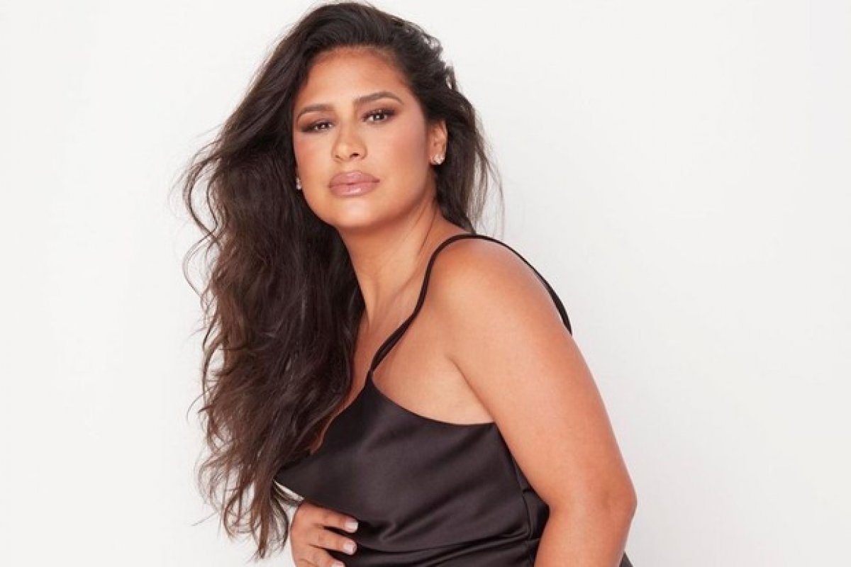 Nasceu! Nos EUA, cantora Simone dá à luz Zaya, segunda filha com Kaká Diniz