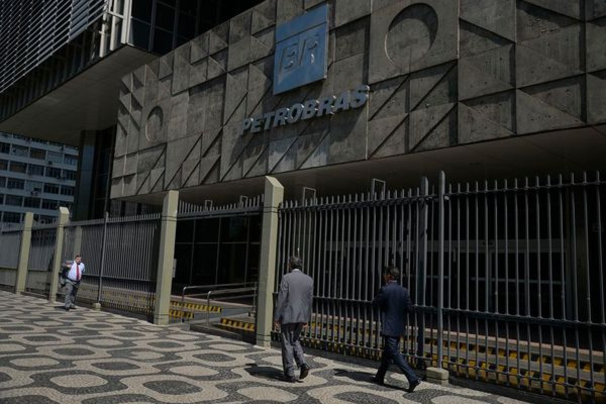 Ações da Petrobras apresentam leve alta no pré-mercado de Nova York