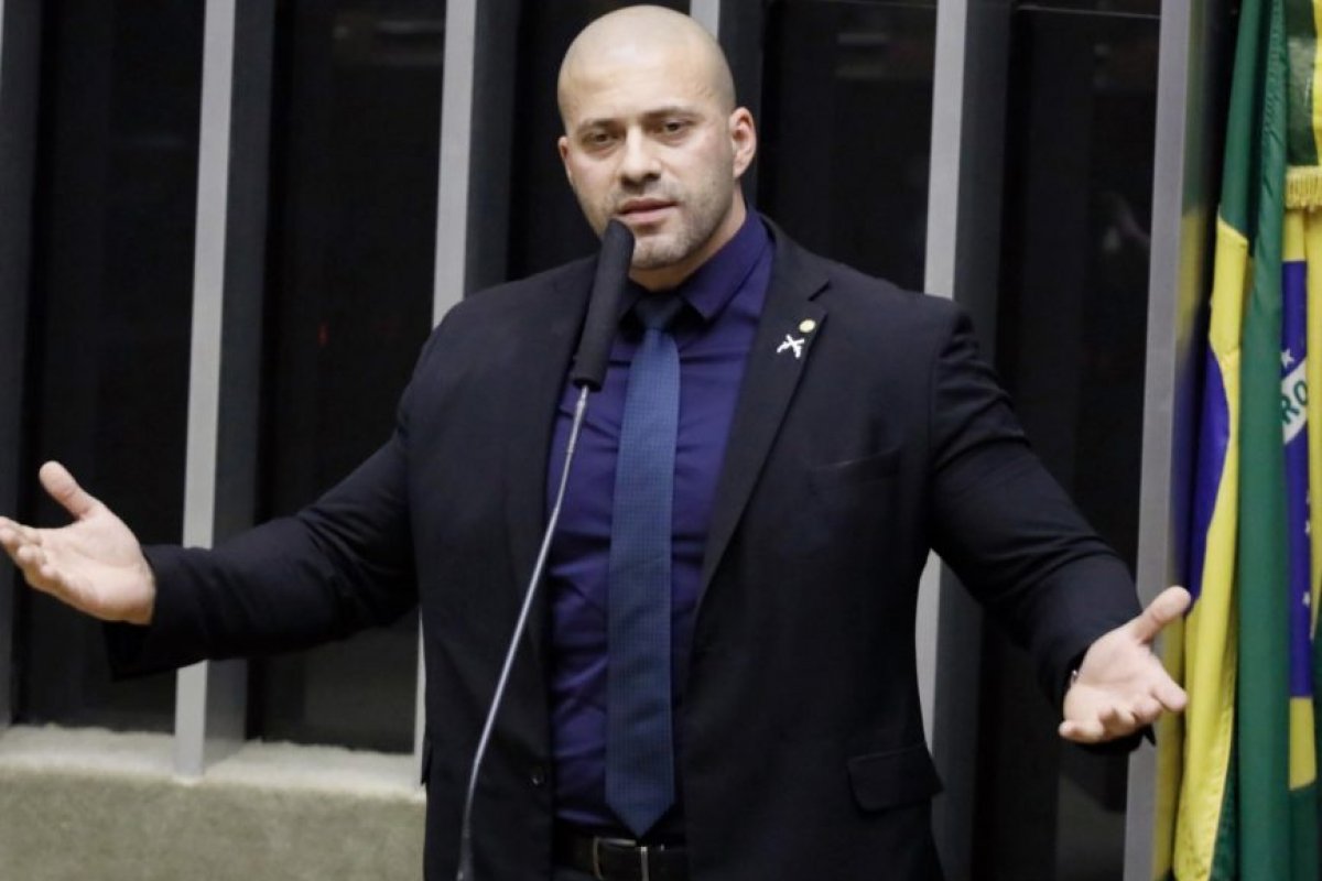 Conselho de Ética da Câmara afasta "de ofício" o deputado Daniel Silveira da composição do colegiado