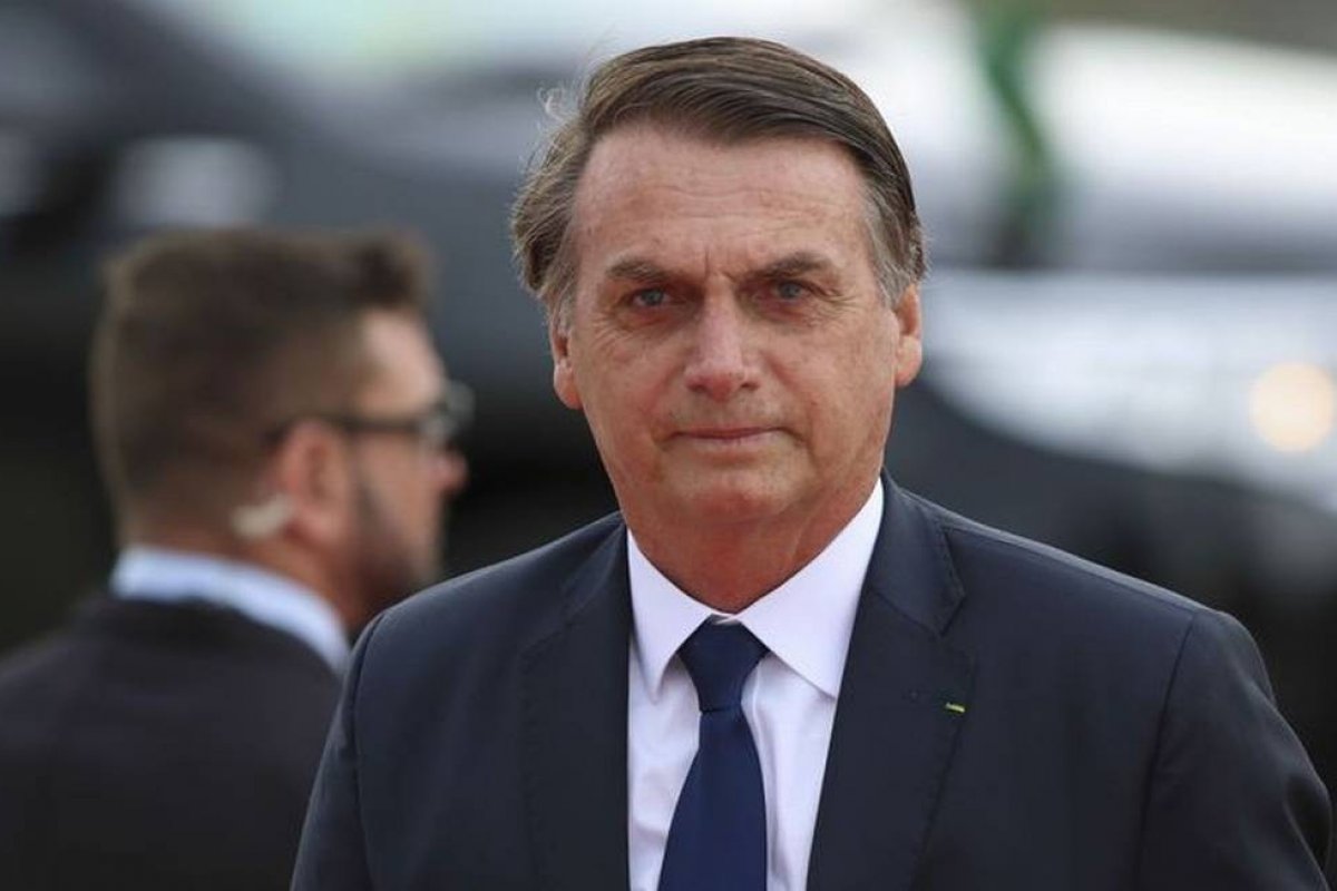 "Cada árvore queimada eu sinto em mim ", afirma Bolsonaro sobre situação na Amazônia