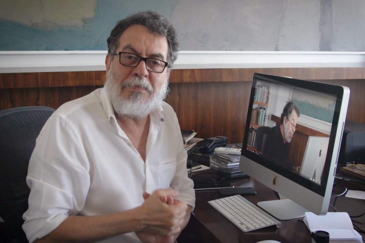 Roteirista Jorge Furtado participa de curso inédito de criação de roteiro na nova plataforma b_arco on