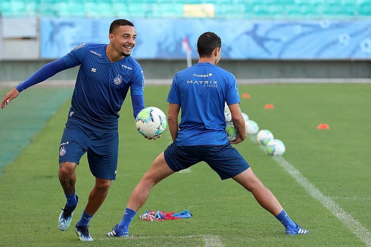 Buscando vaga na Sula e na despedida de Gregore, Bahia recebe Santos na Fonte Nova