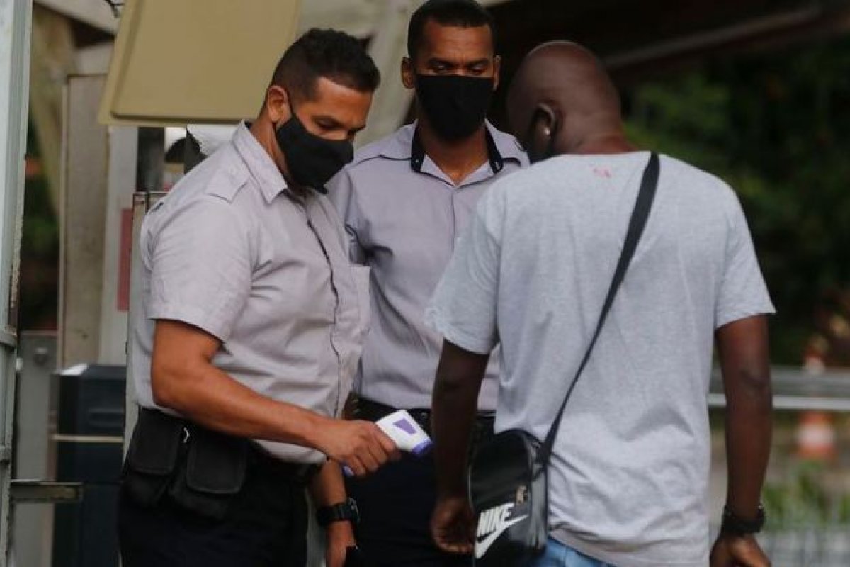 Enem registra mais de 70% de abstenção em segundo dia de reaplicação