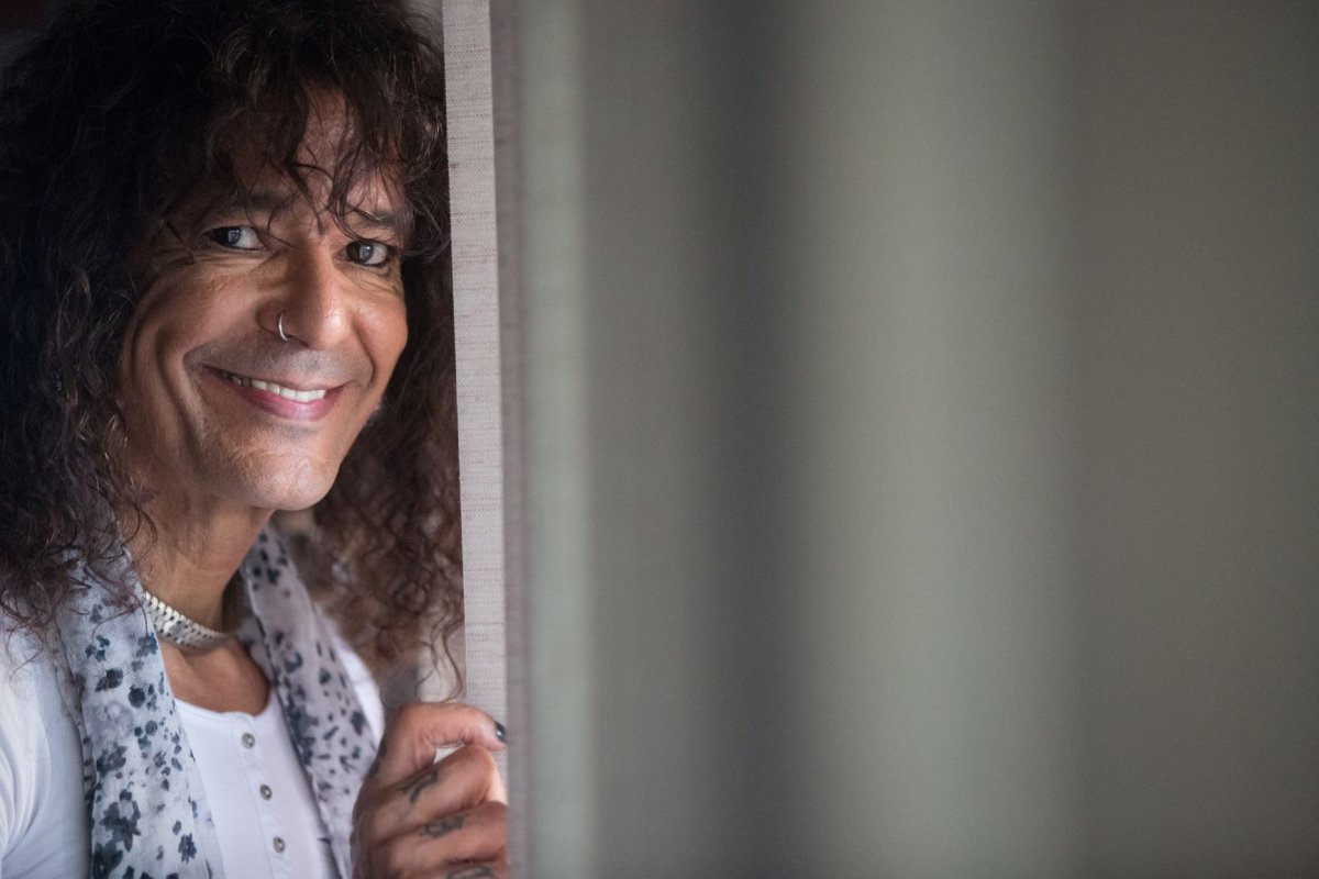 Luiz Caldas lança álbum intimista com participação da portuguesa Noa