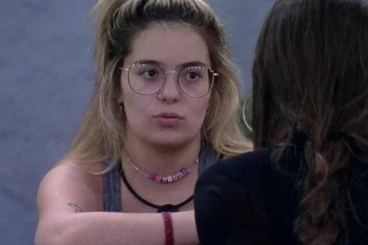 BBB21: Viih Tube detona Carla Diaz: ''Acho ela oportunista''