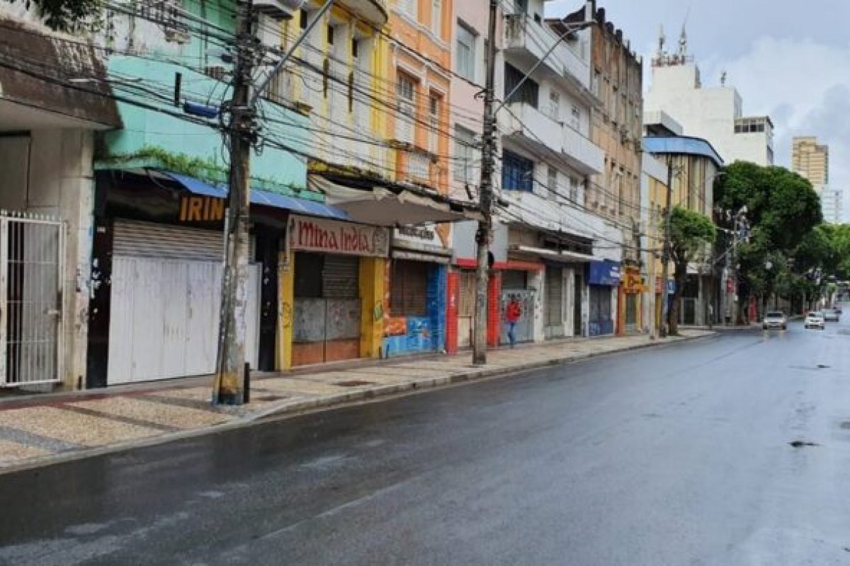Bahia: saiba o que pode e não pode funcionar durante o "lockdown" neste final de semana