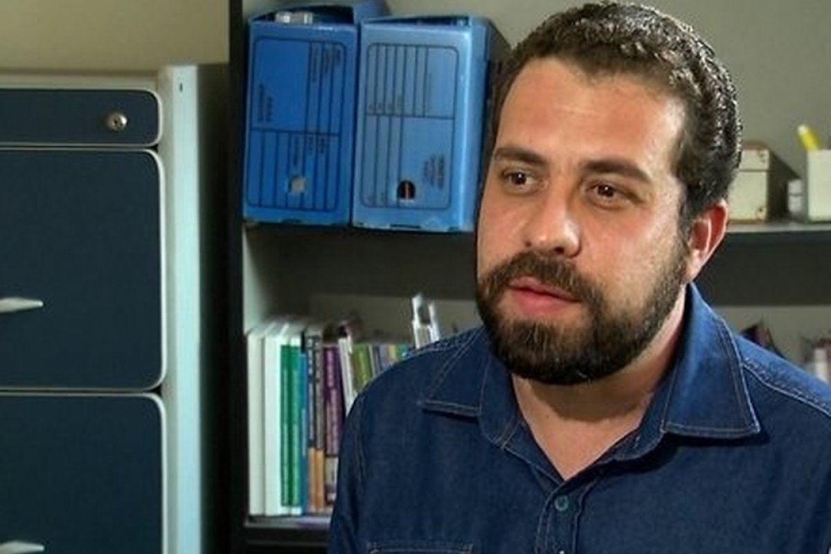 Guilherme Boulos vira réu por invasão de triplex em Guarujá, SP