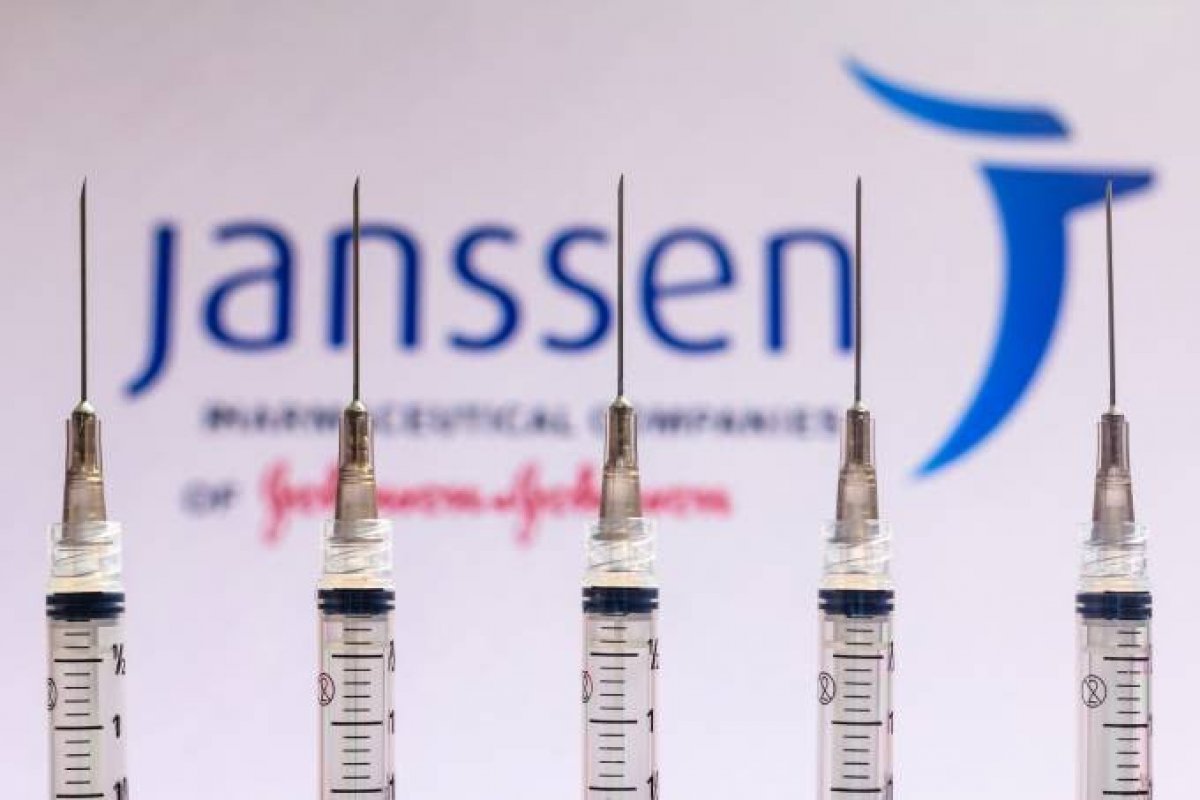 Comitê da FDA recomenda autorização de vacina em dose única da Johnson & Johnson