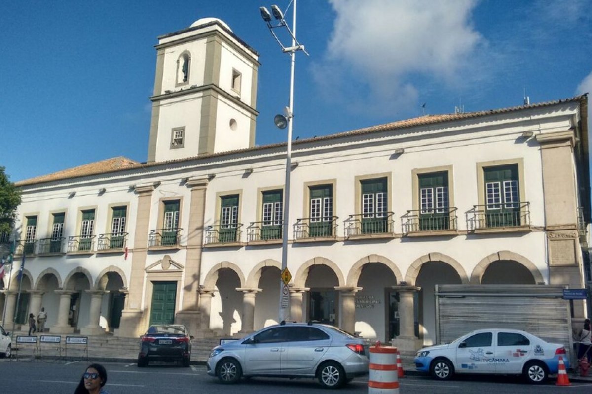 Expediente presencial da Câmara de Salvador será suspenso nesta segunda (1º) e terça (2)