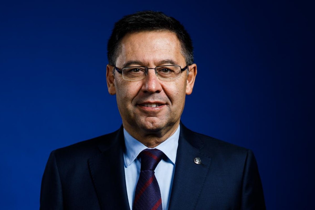 Operação policial prende ex-presidente do Barcelona Josep Bartomeu