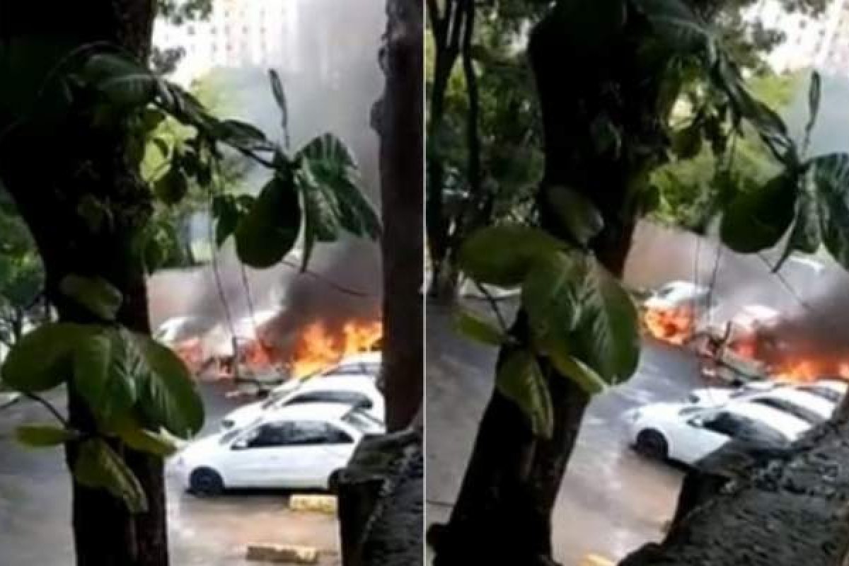 Incêndio destrói carros em condomínio no bairro do Imbuí, em Salvador