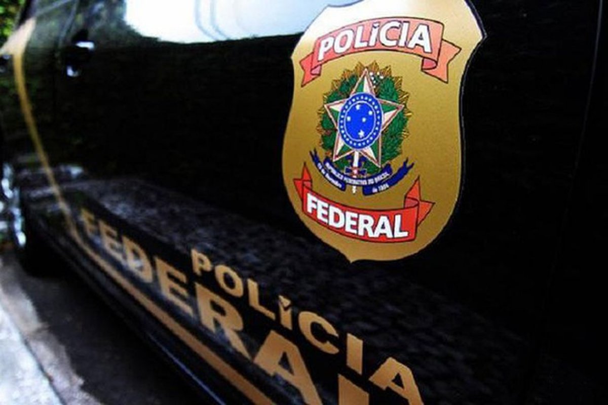 PF cumpre mandados de prisão no Porto de Santos
