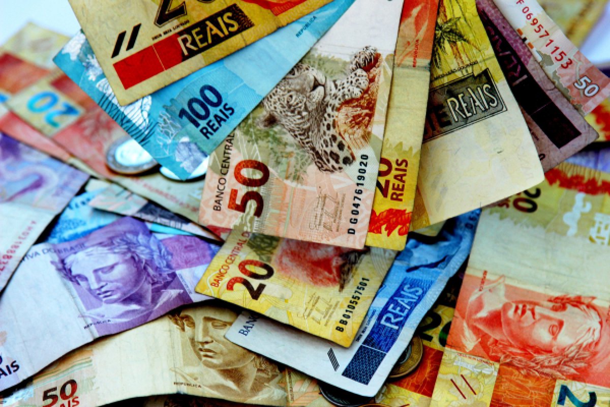 Com pandemia, PIB do Brasil tem pior década desde o começo do século XX