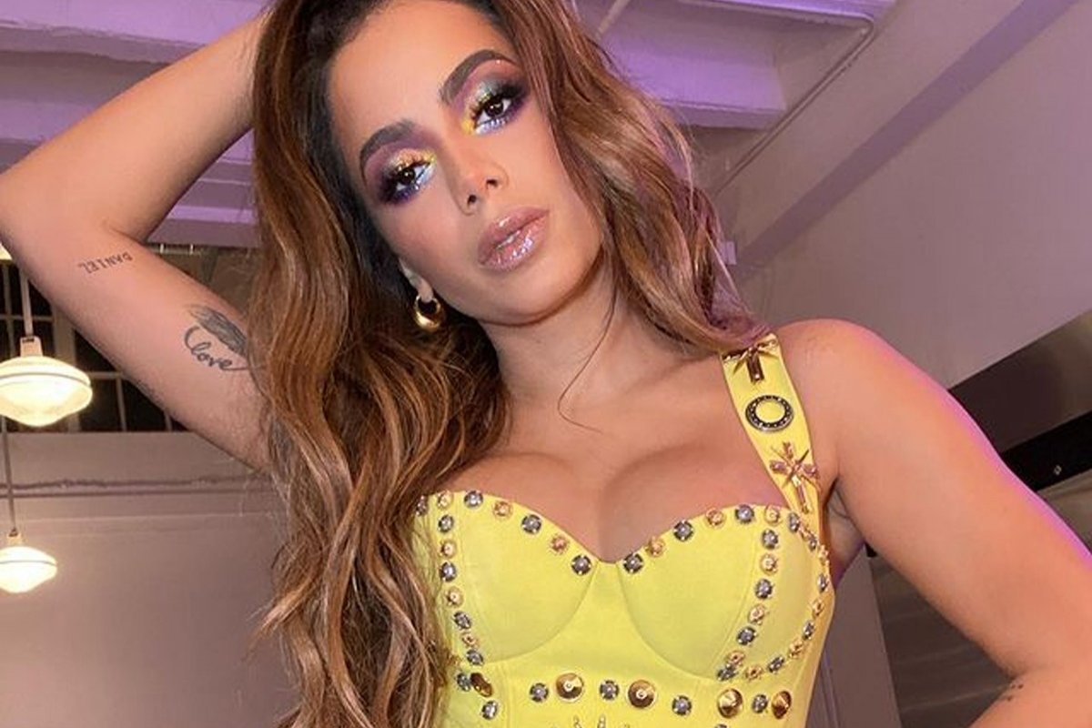 Após polêmica com tatuagem íntima de Anitta, dermatologista alerta sobre as melhores técnicas de remoção “Cuidado com arrependimentos”