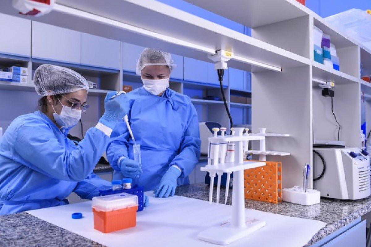 Minas Gerais registra primeira reinfecção por mutação inédita da covid-19 no Brasil