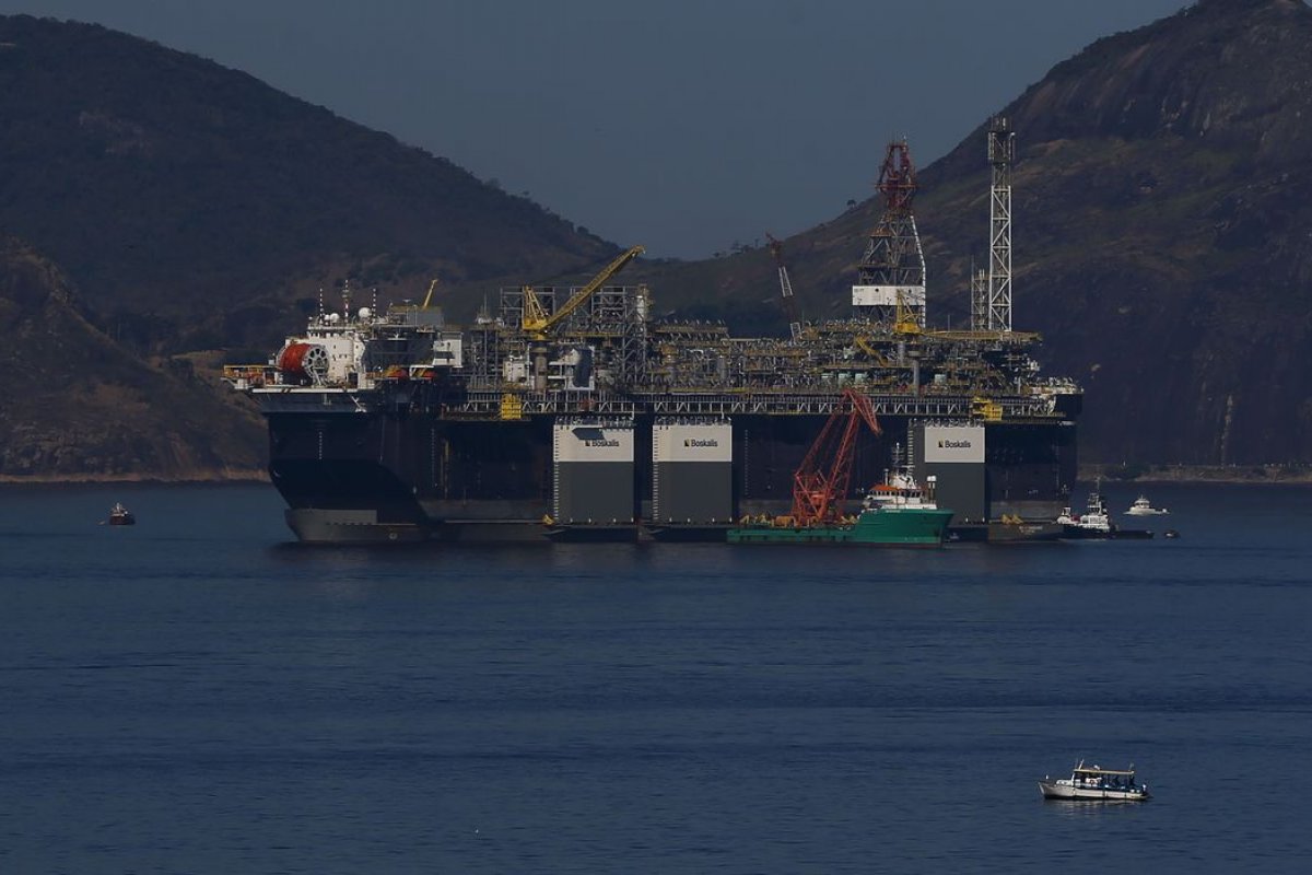 Ipea: setor do petróleo provocou aumento de 13% nos investimentos no Brasil