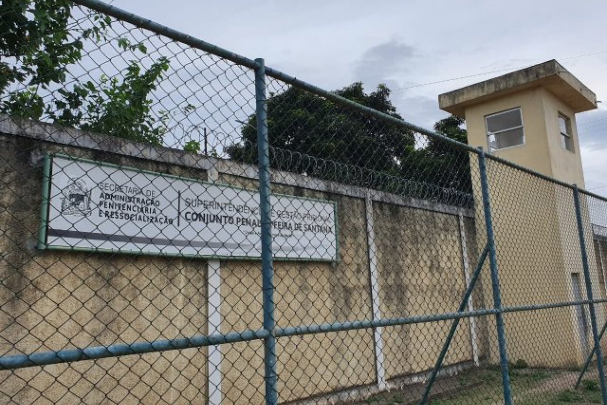 Detentas brigam e ateiam fogo em cela no Conjunto Penal de Feira de Santana