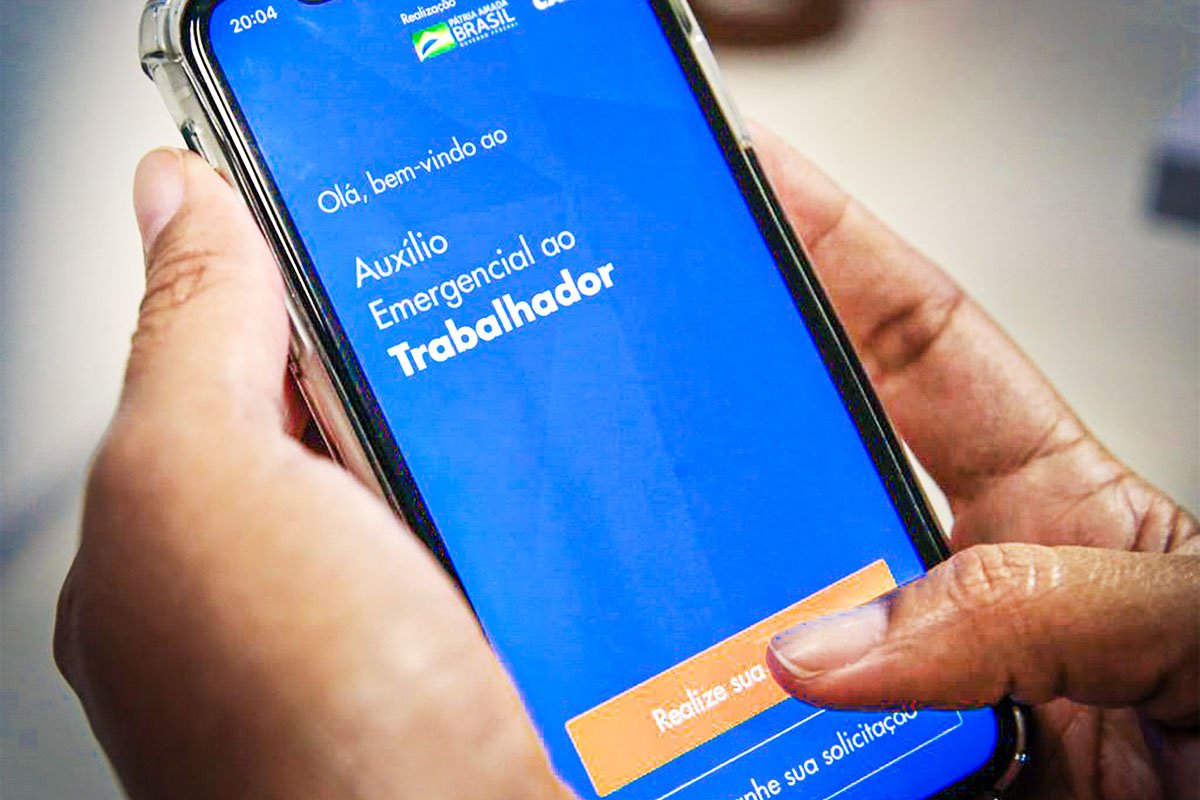 Auxílio emergencial reduziu efeitos de crise maior na economia em 2020