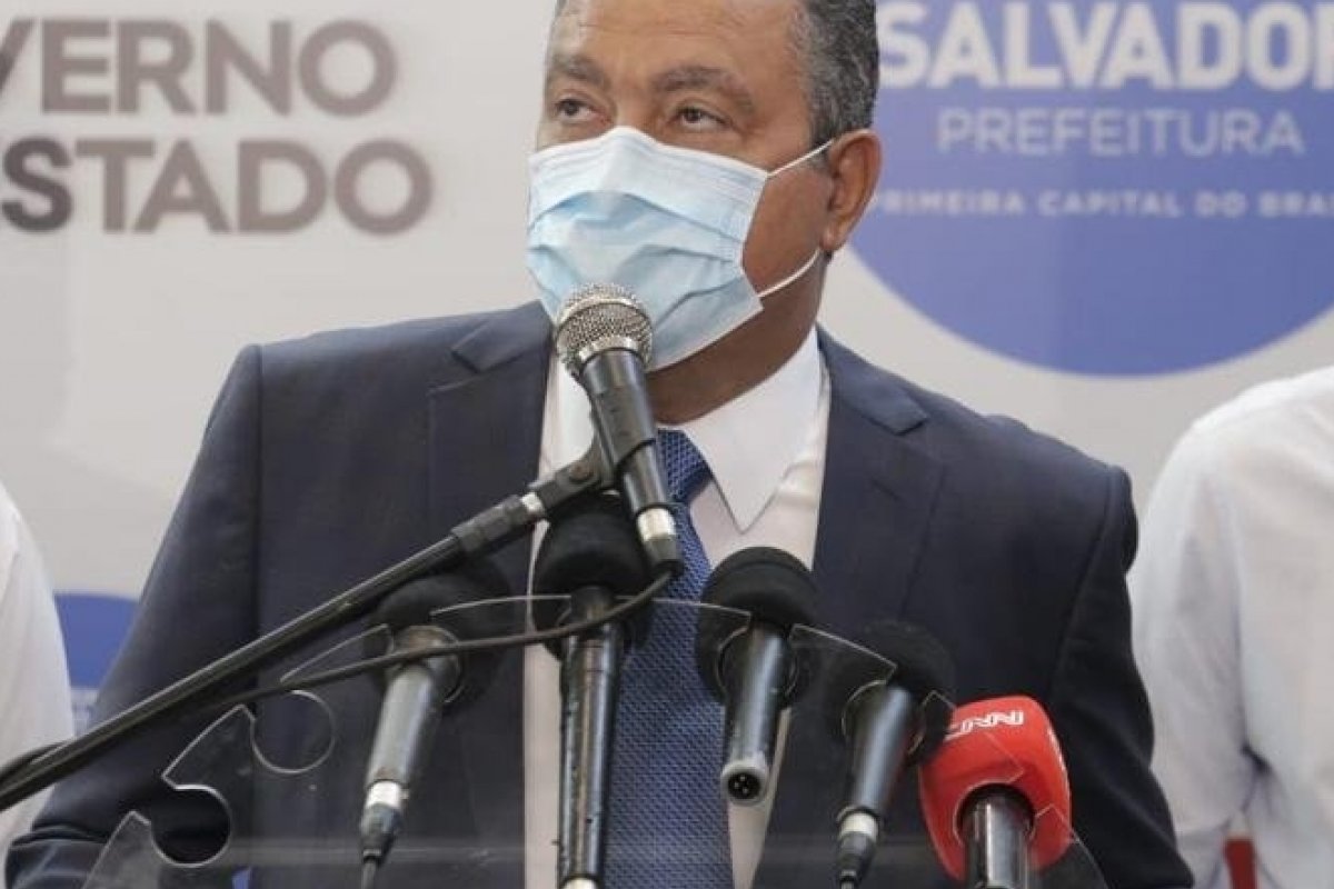 Em entrevista, Rui Costa afirma que Bolsonaro age como "líder de uma seita"