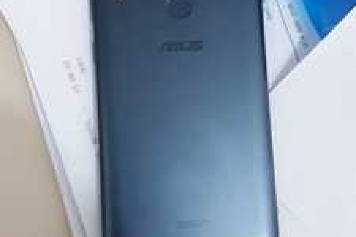 Homem é preso após ser flagrado com celular roubado em Carinhanha, no oeste da Bahia