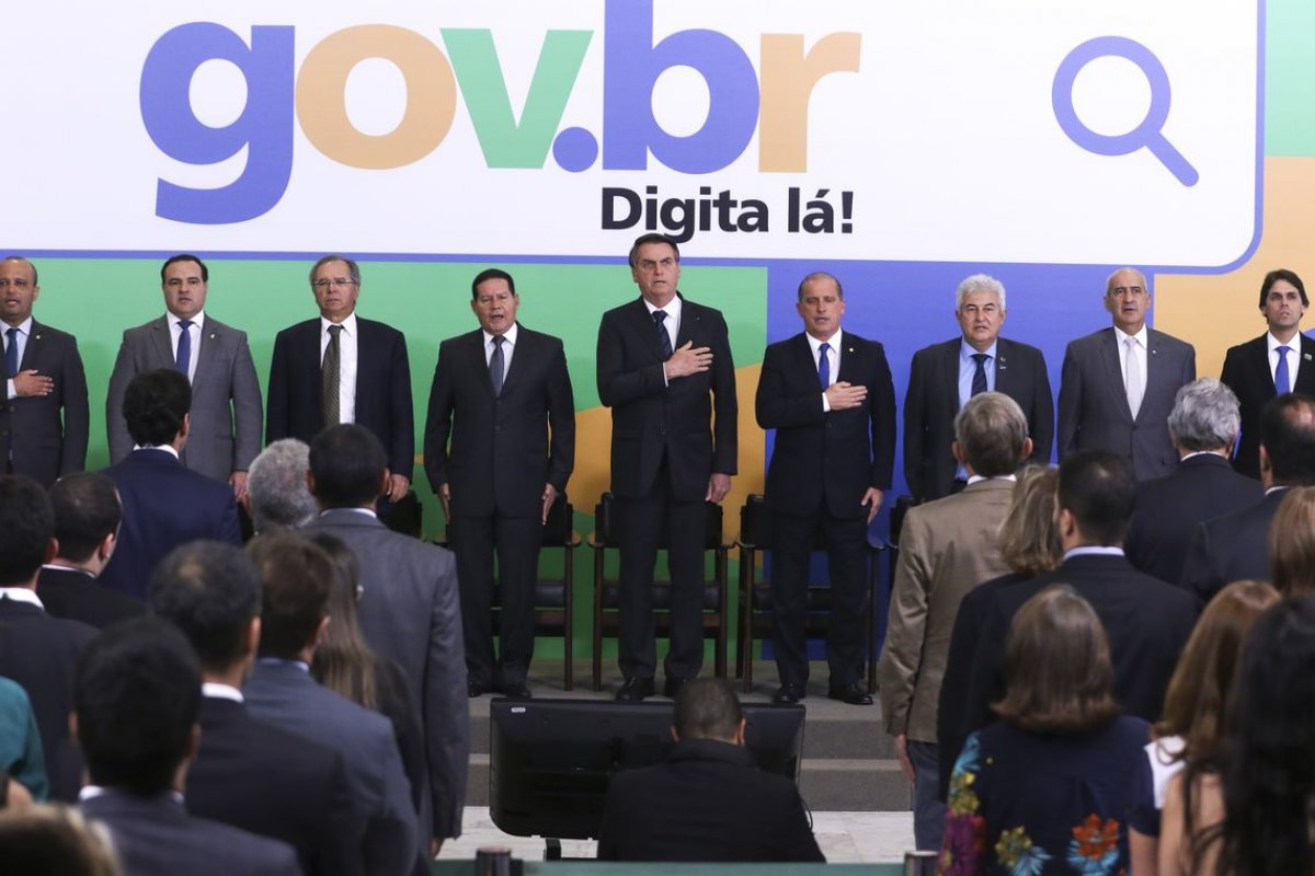 Novo portal digital do Governo Federal oferece 315 serviços públicos