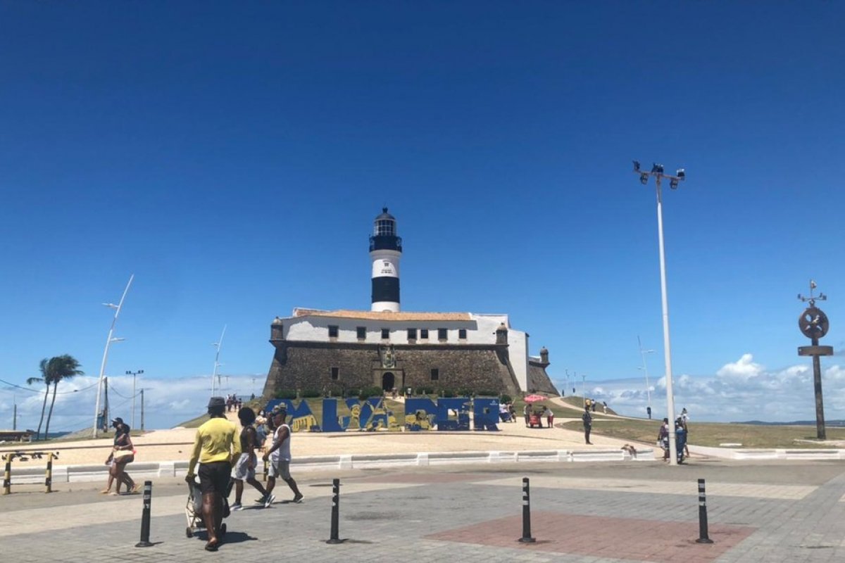 Bahia registra mais de 12 mil mortes um ano após primeiro caso da Covid-19