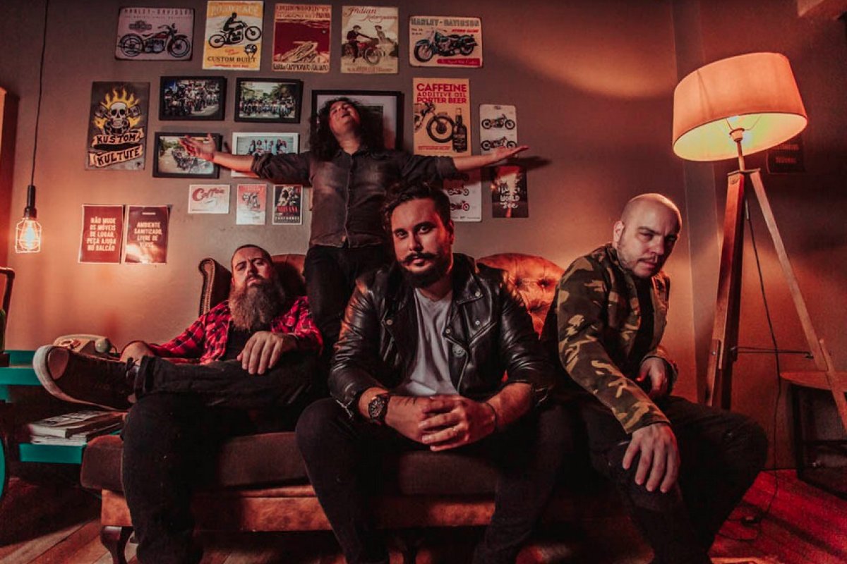 Hit the Noise mostra energia em novo EP "ao vivo" com três novas músicas