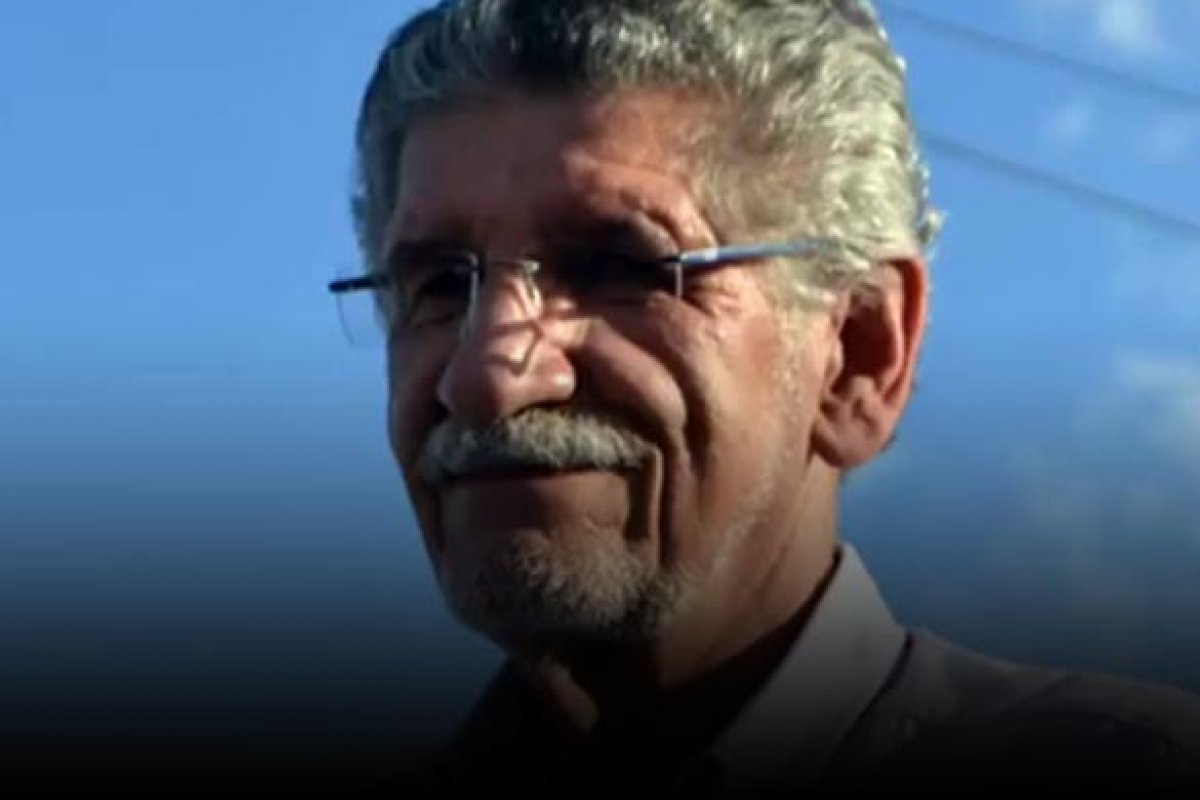 Herzem Gusmão precisa de oxigênio e volta para UTI