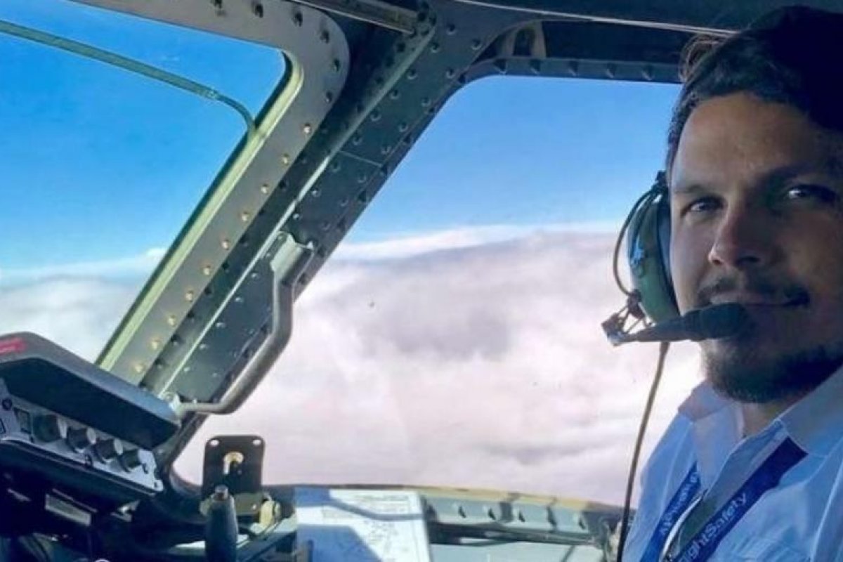 Piloto é resgatado com vida após sobreviver por 36 dias na mata