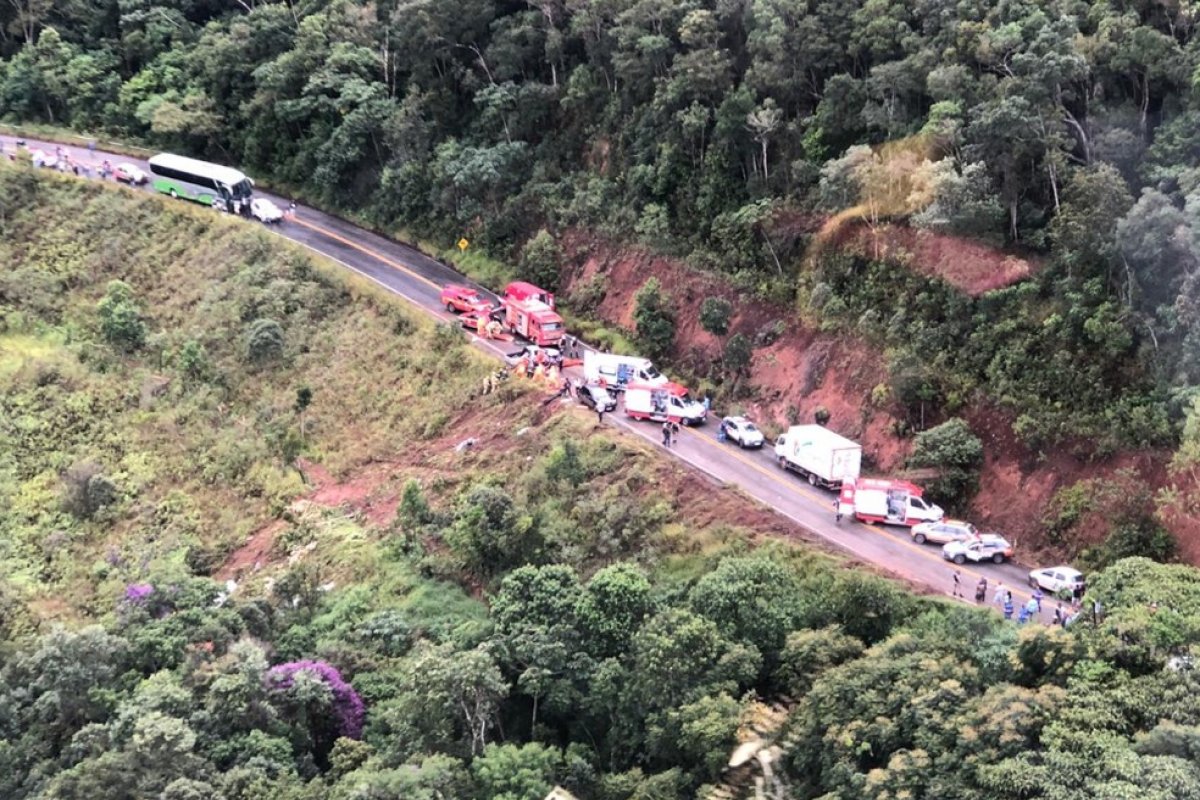 Acidente em Ouro Preto (MG) deixa mortos e feridos
