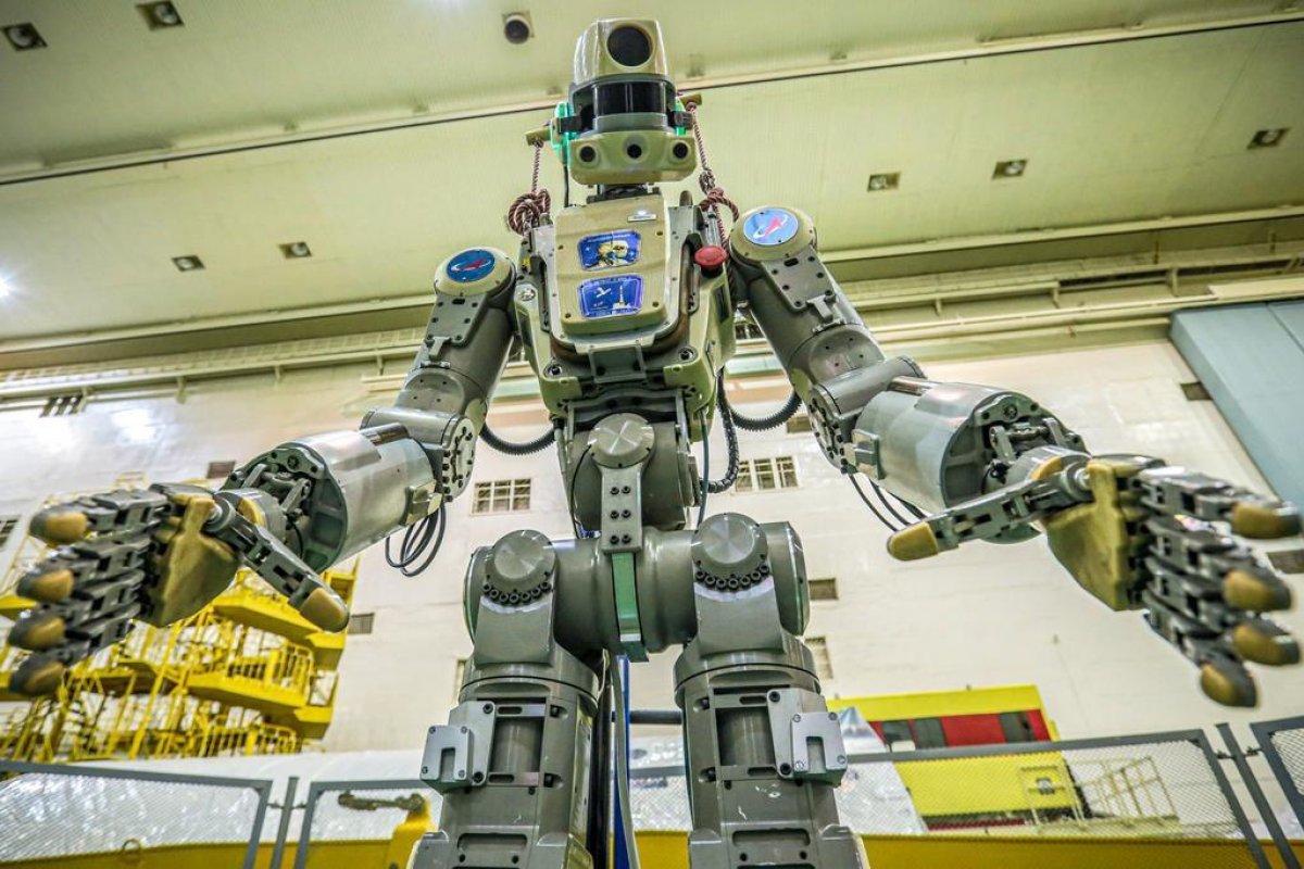 Primeiro robô humanoide da Rússia é enviado ao espaço