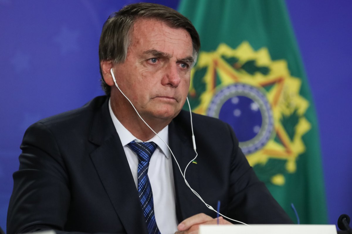 Bolsonaro descarta lockdown nacional: ‘Exército não vai obrigar povo a ficar em casa’