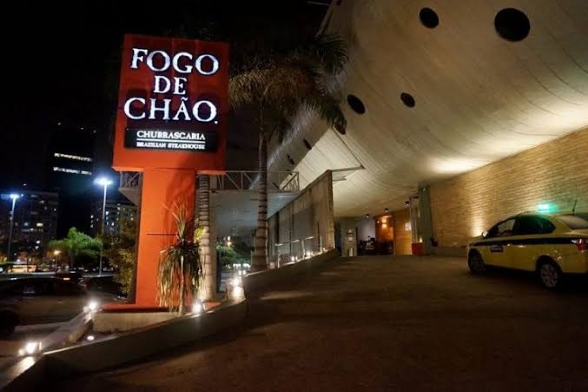 Famosa churrascaria é condenada em R$ 17 mi por demitir em massa