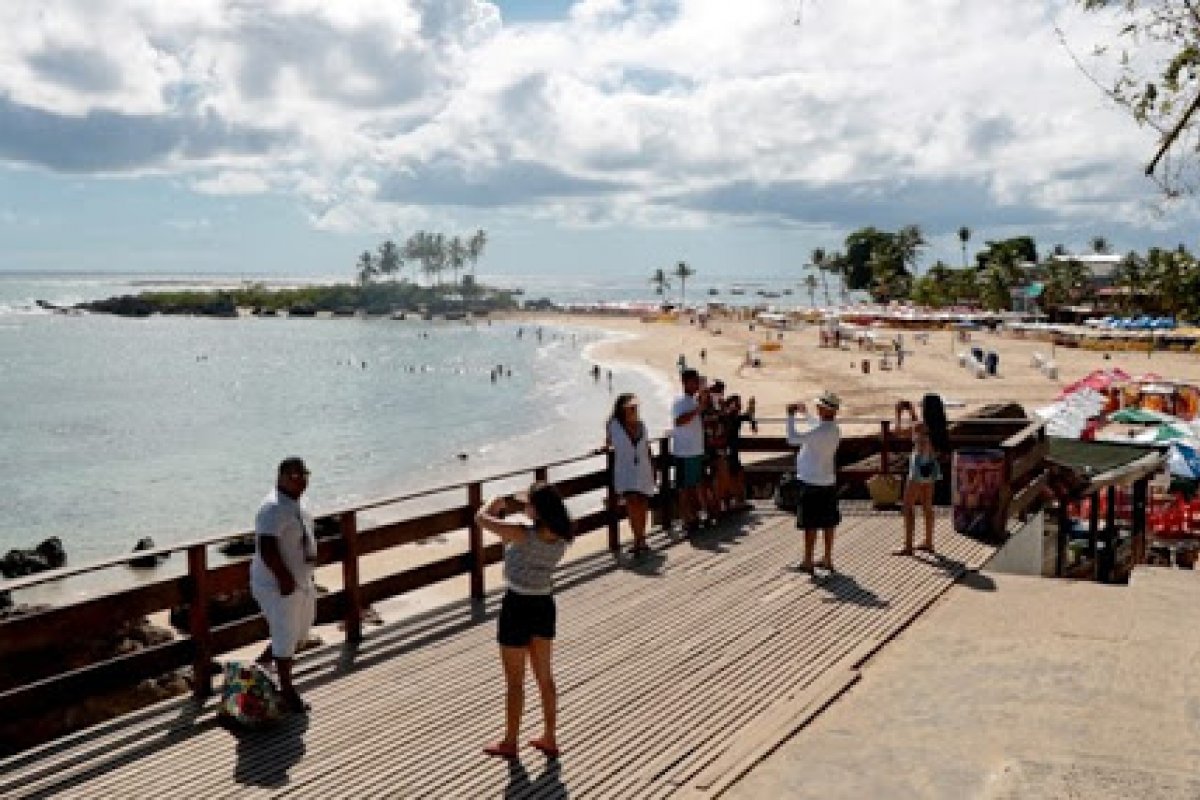 Serviços turísticos na Bahia têm sexta alta seguida frente a dezembro (3,2%)