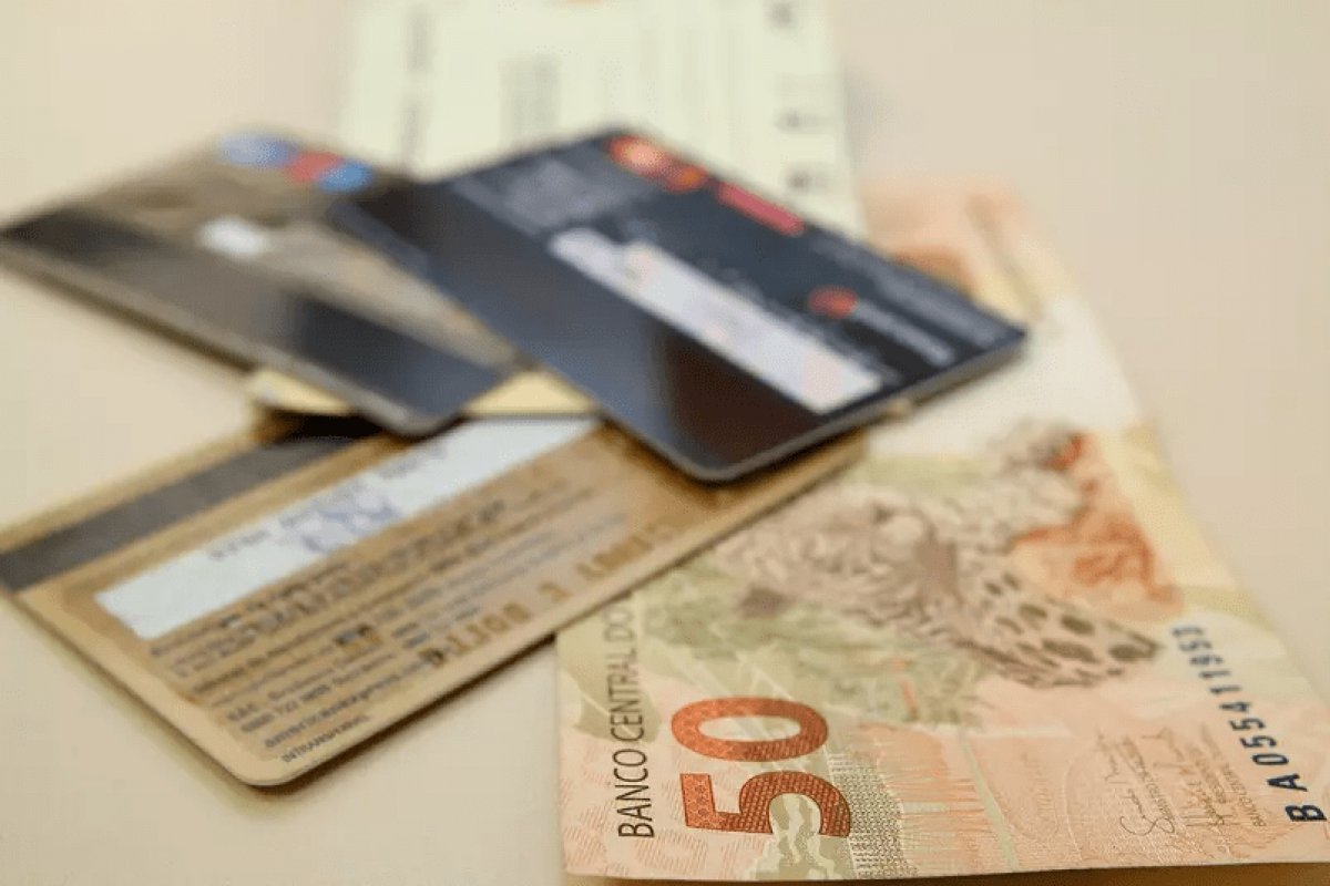MP que aumneta em 40% limite do crédito consignado até o fim do ano é aprovada pela Câmara