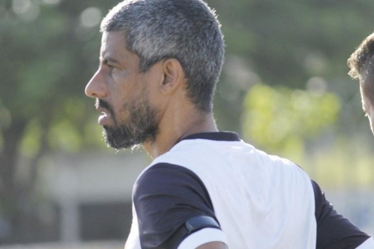 Léo Moura anuncia aposentadoria aos 42 anos