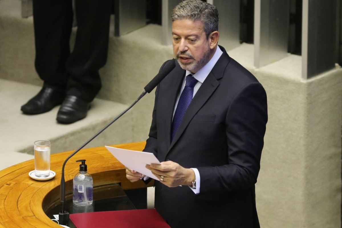 Lira diz que a expectativa é que os deputados aprovem o mesmo texto do Senado quanto à PEC Emergencial