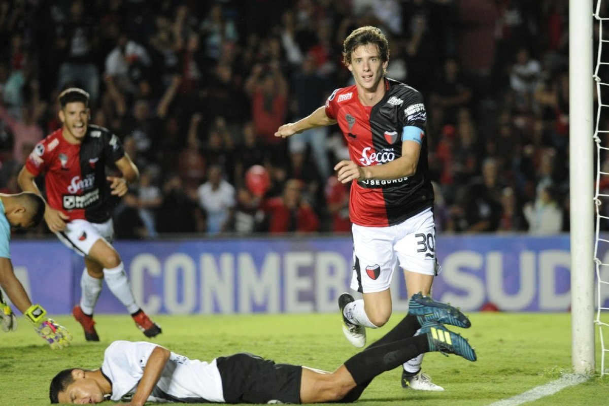 Bahia negocia com Gérman Conti, zagueiro do Benfica