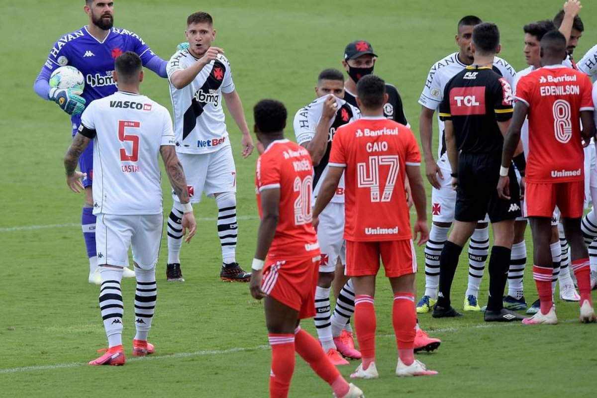 Vasco entra com recurso contra decisão do STJD