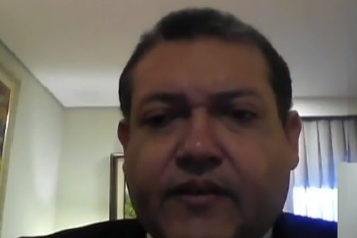 Nunes Marques pede vista e adia conclusão do julgamento da suspeição de Moro