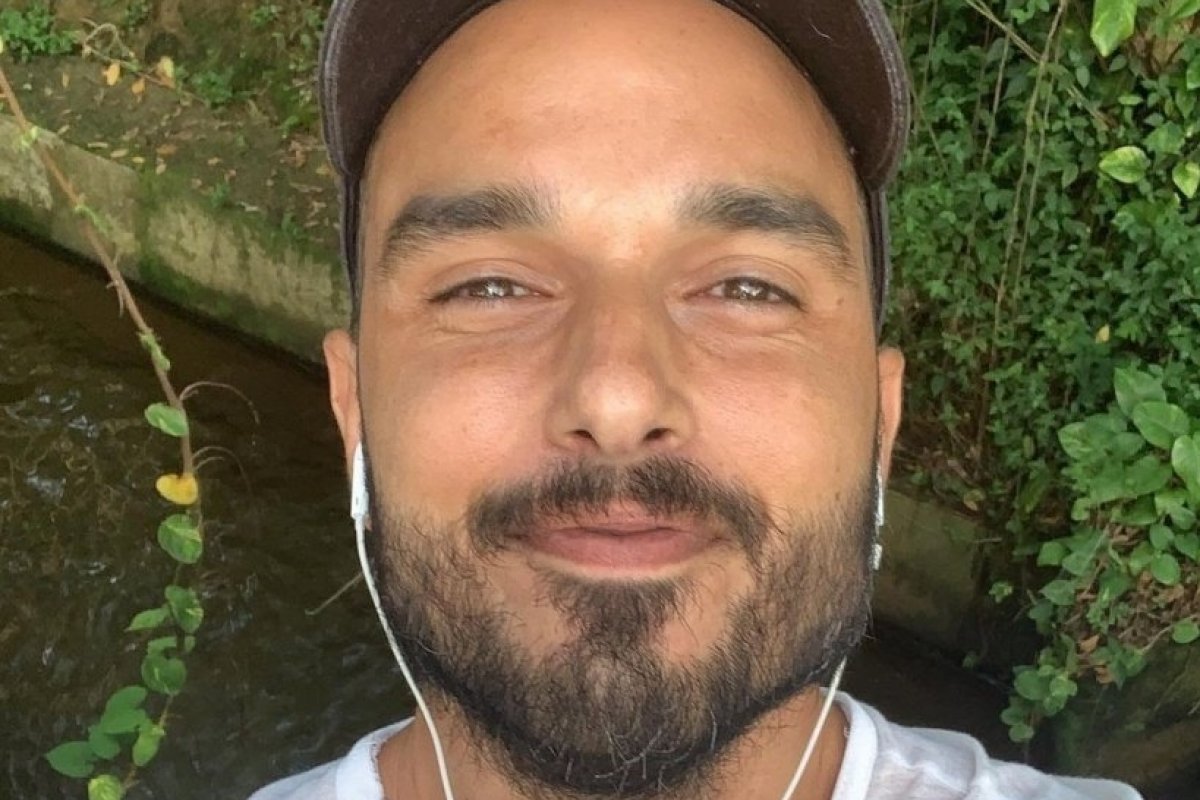 Após uma batalha contra o câncer que vinha desde 2018, ator Léo Rosa morre aos 37 anos
