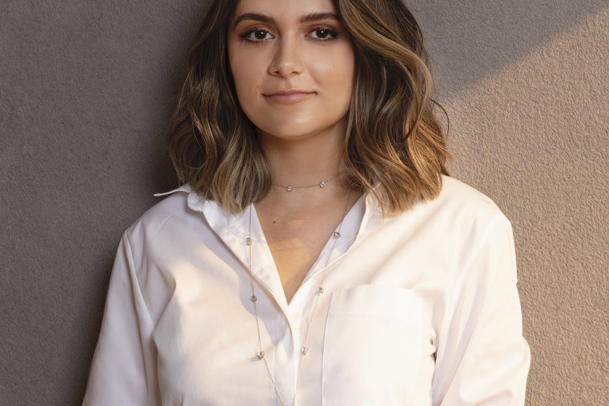 Millene Moysés lança coleção de joias inspirada nos elementos e formas geométricas