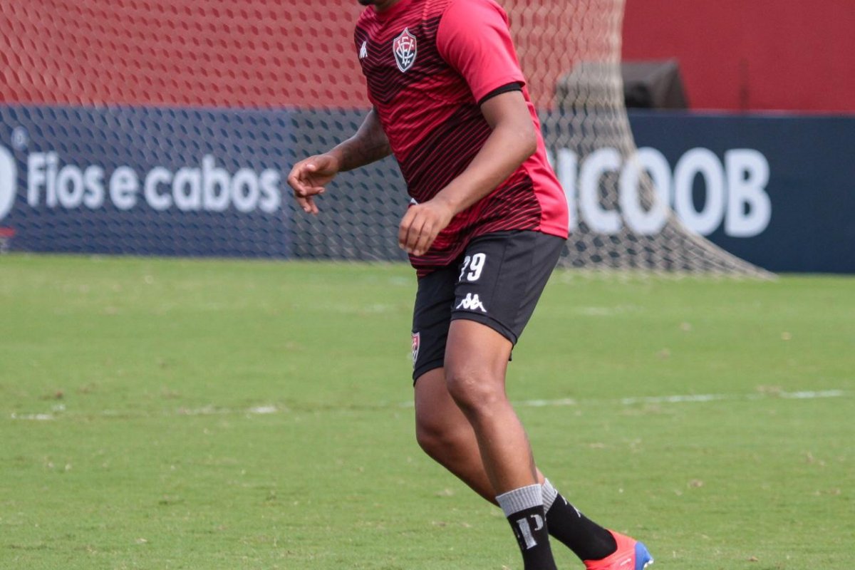 Vitória pode abrir vantagem do Z-4 se vencer Operário no Barradão