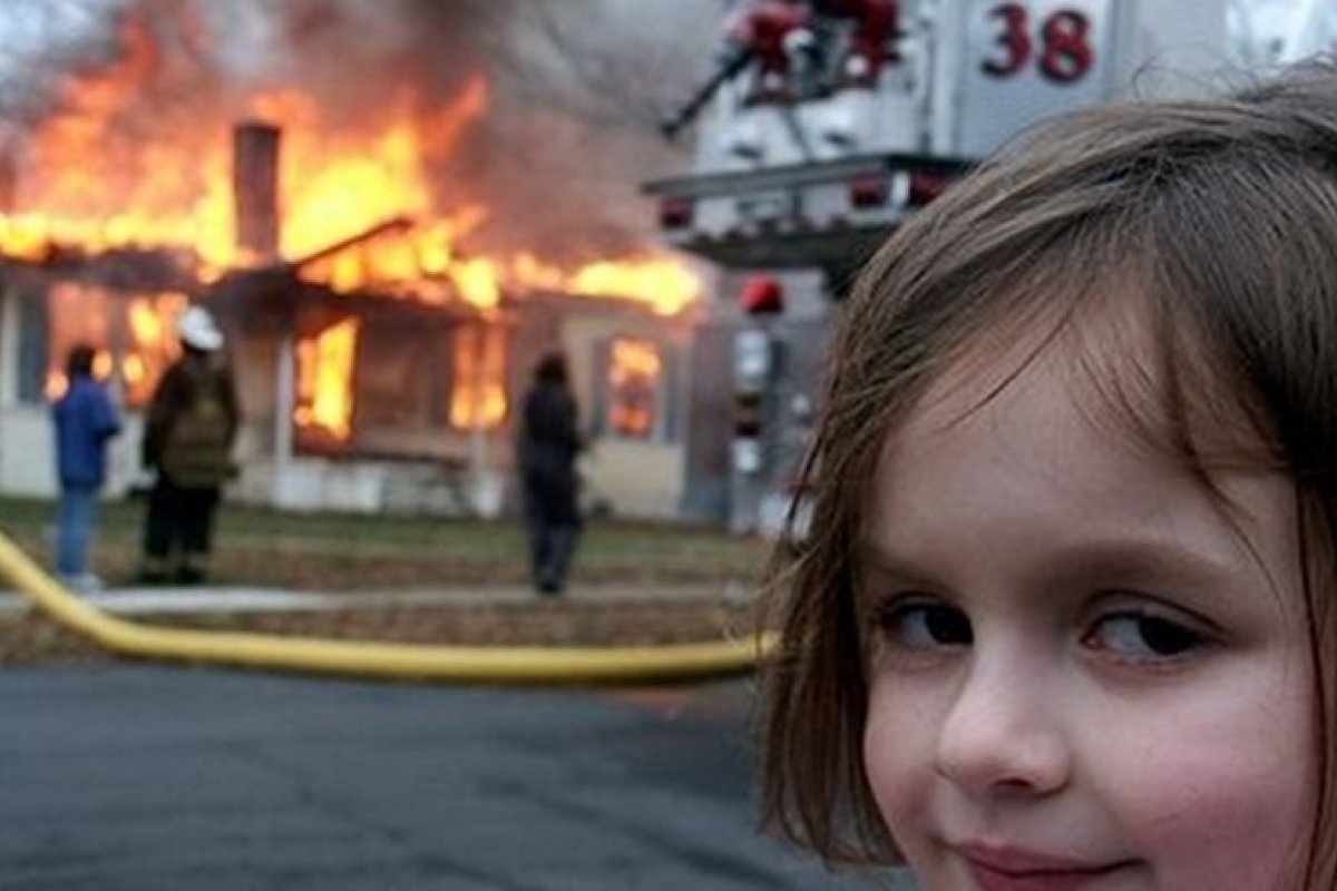 Fogo no onibuzinho!!!