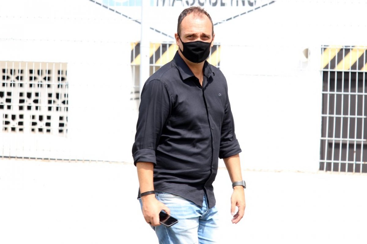  Alex Brasil é o mais novo diretor de futebol do Vitória