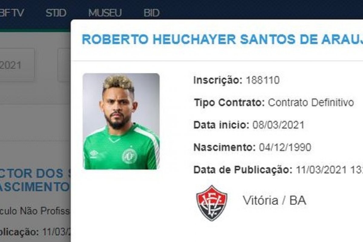 Roberto tem nome publicado no BID e pode estrear pelo Vitória no BaVi do sábado (13)