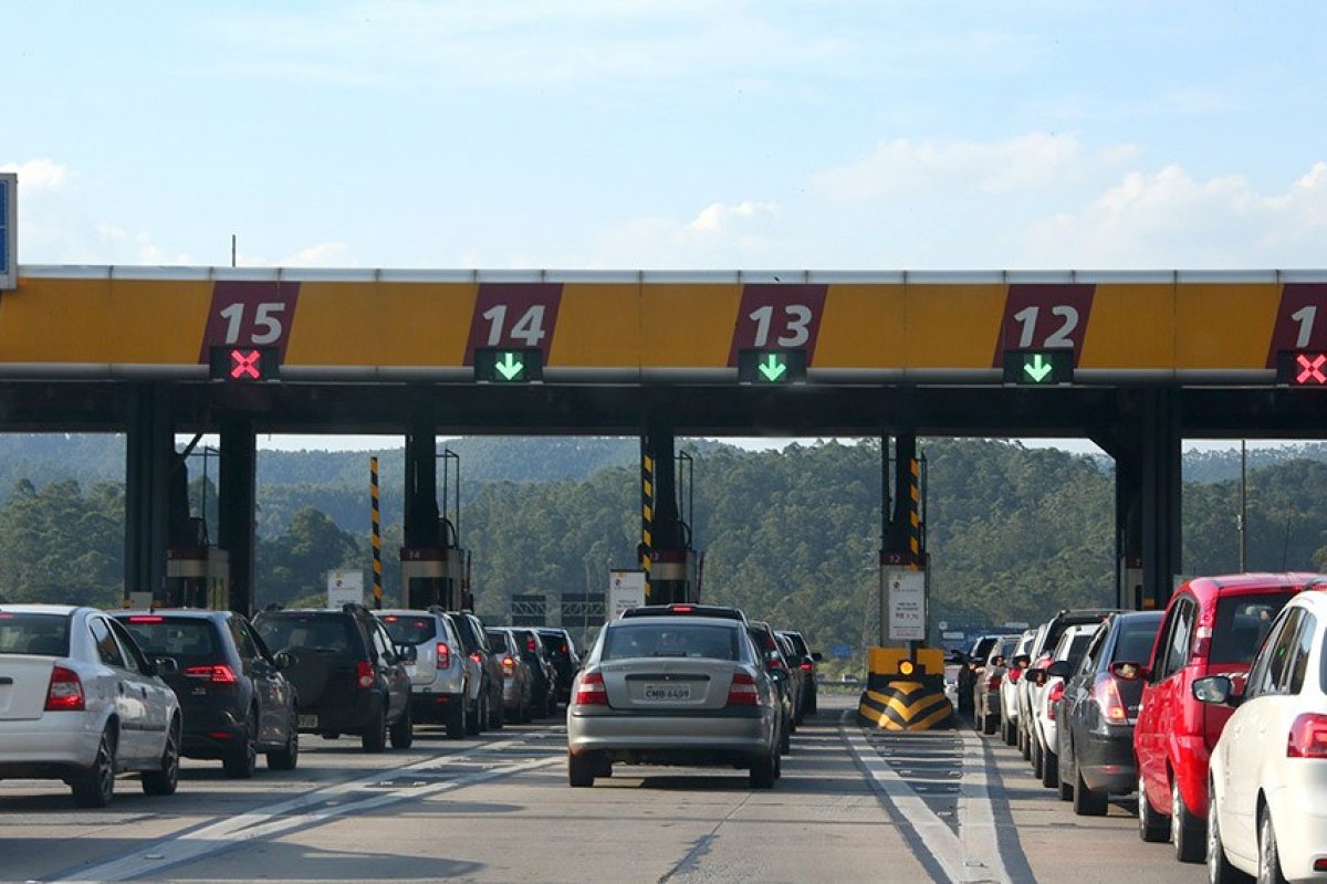 Senado aprova projeto que prevê pedágio sem cancelas